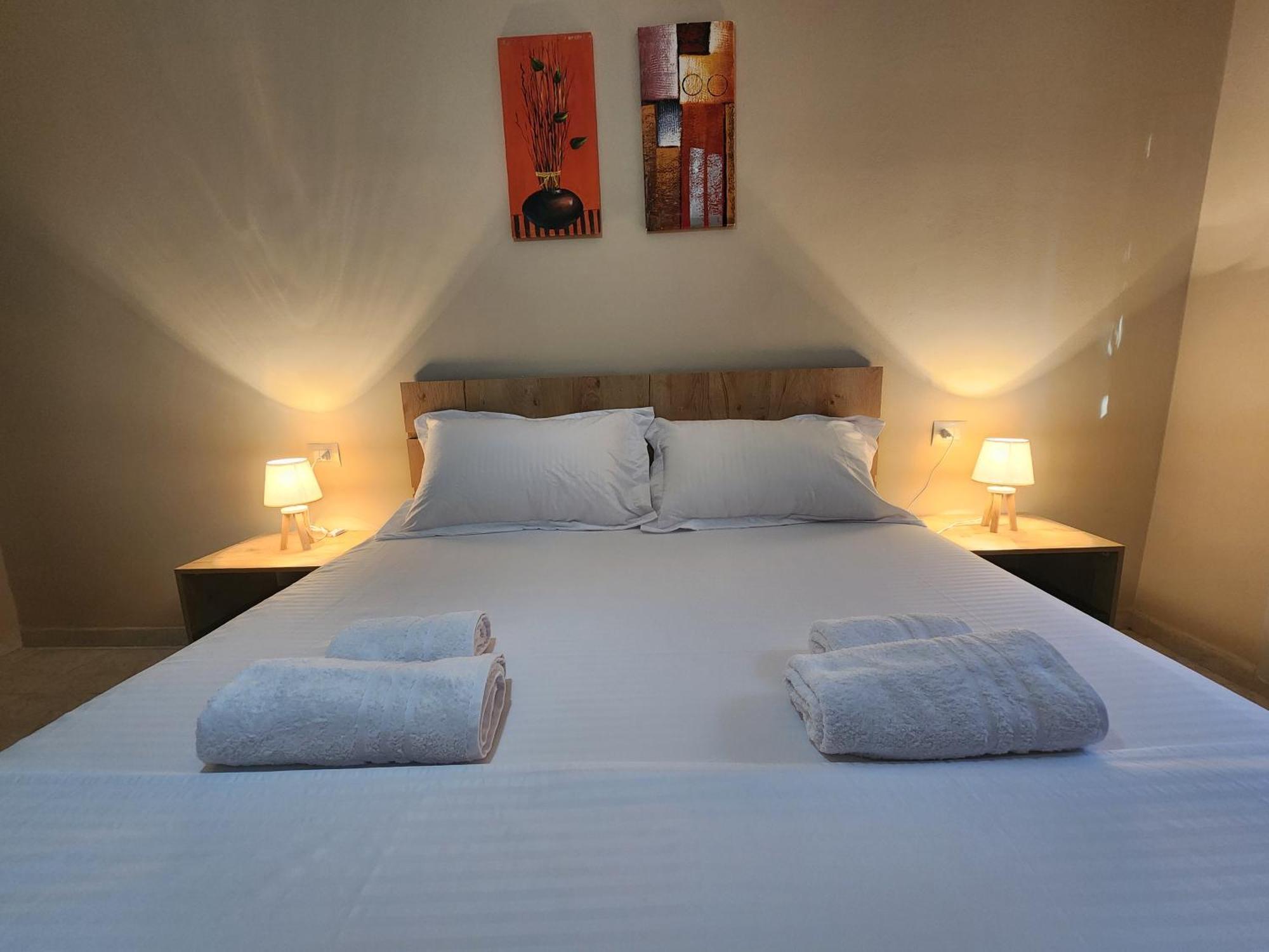 Eden Guesthouse Драч Екстериор снимка