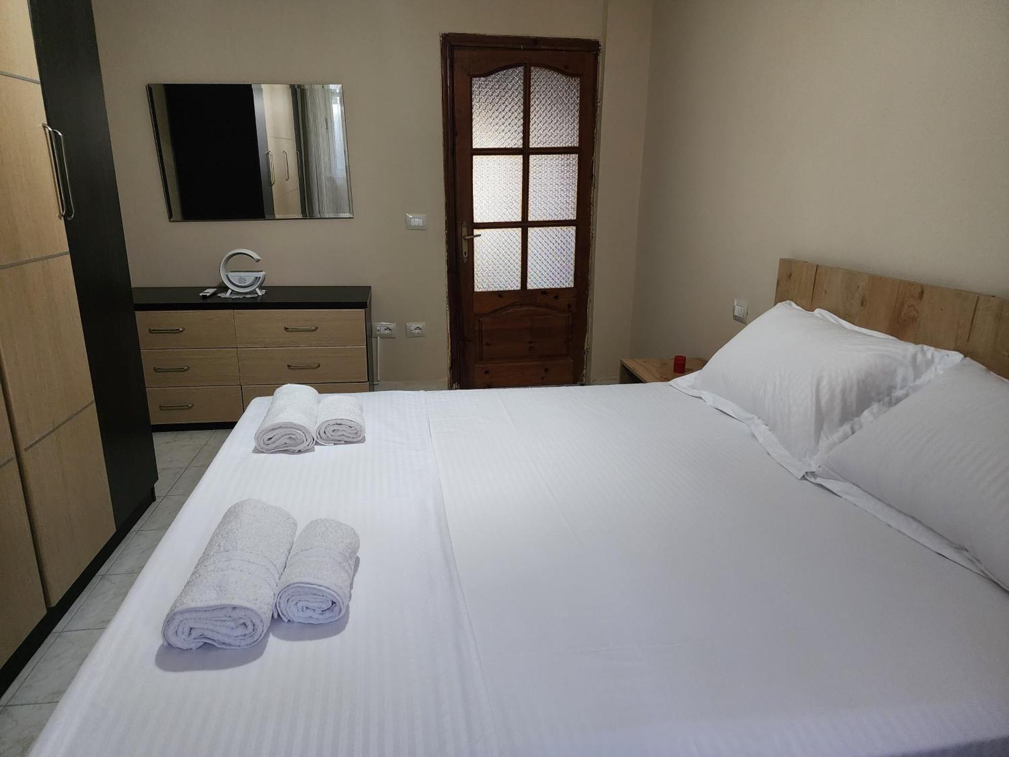 Eden Guesthouse Драч Екстериор снимка